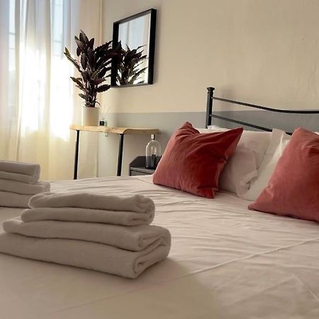 2-Bedroom Flat In The Heart Of Bergamo City Centre מראה חיצוני תמונה