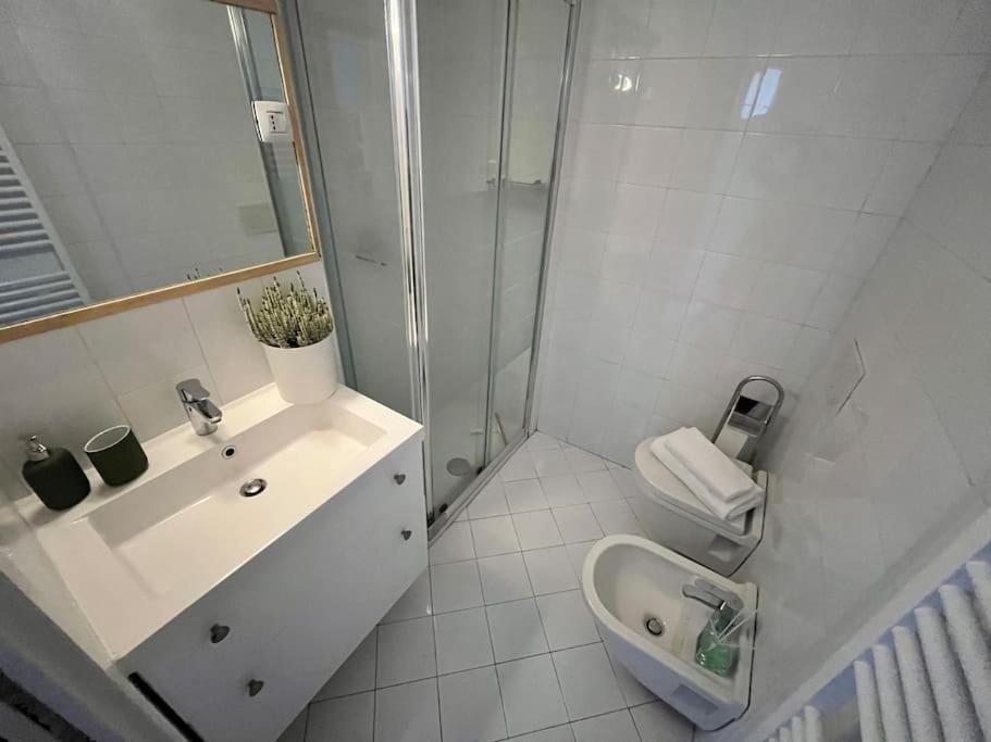 2-Bedroom Flat In The Heart Of Bergamo City Centre מראה חיצוני תמונה