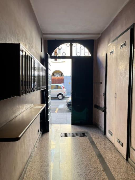 2-Bedroom Flat In The Heart Of Bergamo City Centre מראה חיצוני תמונה