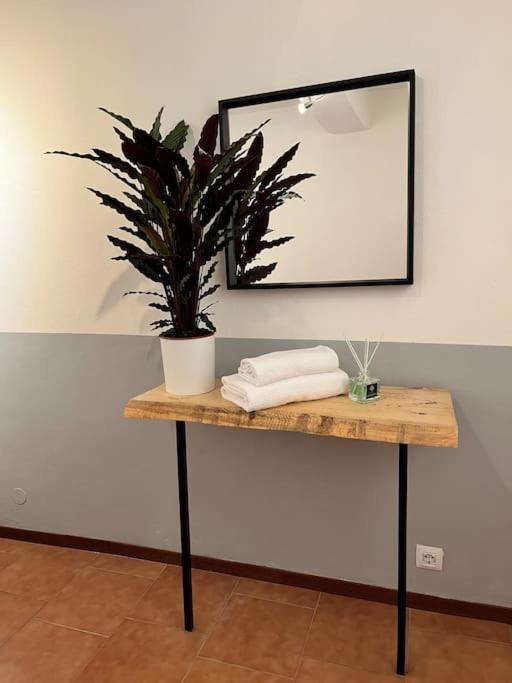 2-Bedroom Flat In The Heart Of Bergamo City Centre מראה חיצוני תמונה