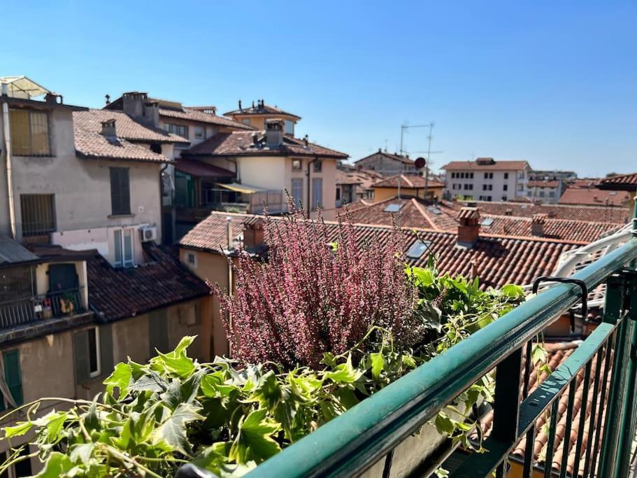 2-Bedroom Flat In The Heart Of Bergamo City Centre מראה חיצוני תמונה